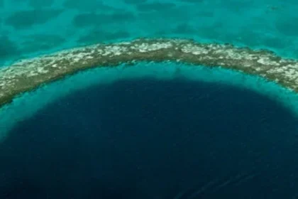 Great_Blue_Hole
