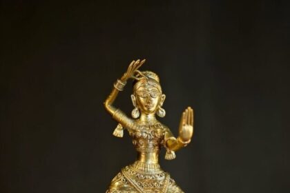 Dancing-Lady-DKZ137-main-image