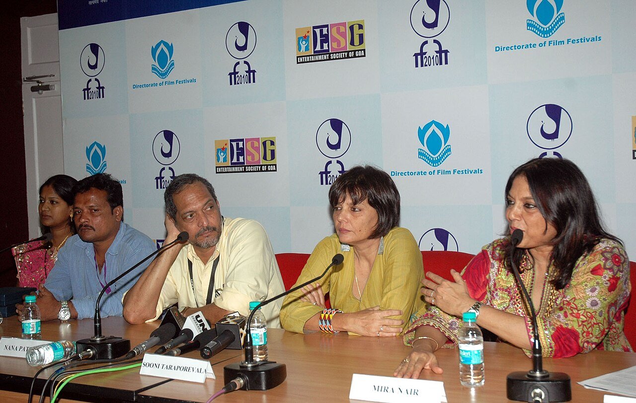 Mira Nair, Sooni Taraporevala, Nana Patekar and Shafiq Syed at a Salaam Bombay press briefing, IFFI 2010