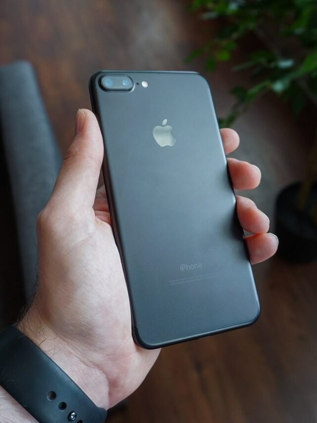 Is That Text a Scam? Red Flags to Know